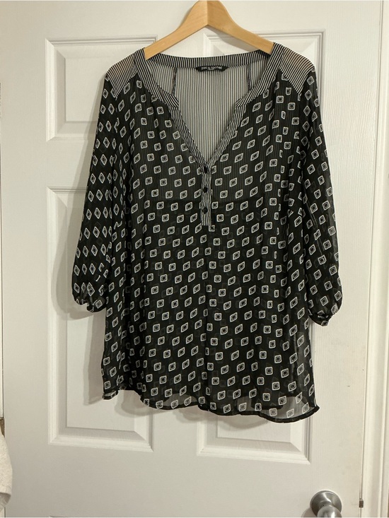 Zac & Rachel Tops - Black Plus Size Sheer Geometric Mixed Print V-Neck Tunic Blouse